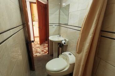 住宿加早餐  Hostal Apu Qhawarina