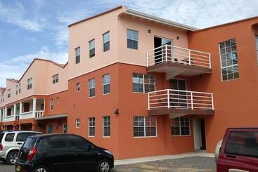 Cool Running Apartments - Saint George