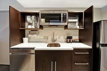 هتل Home2 Suites By Hilton Amherst Buffalo