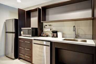 هتل Home2 Suites By Hilton Amherst Buffalo