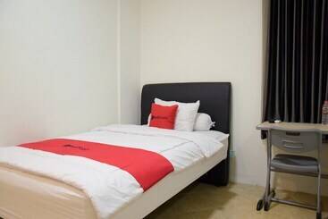 پانسیون Reddoorz Near Gor Satria Purwokerto