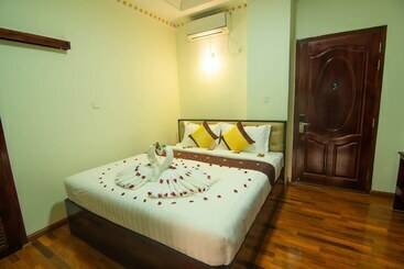 هتل Bagan Htate Htar