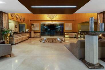 هتل Wyndham Torreon