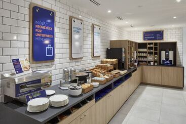 هتل Holiday Inn Express   Merzig, An Ihg