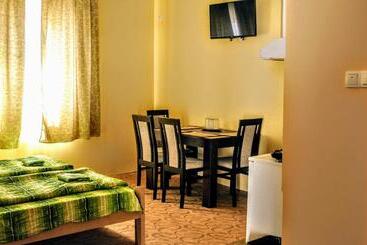 پانسیون Eco Rural Tourism Association Skorenovac