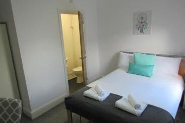 پانسیون The Mill Suites Tas Accommodations