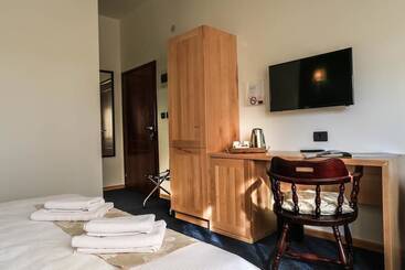 Garni Hotel Atrium