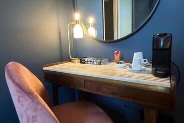 هتل Ostan Hôtel Boutique