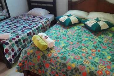 هاستل Vivienda Turistica Yerbabuena