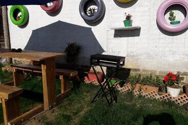 هاستل Vivienda Turistica Yerbabuena
