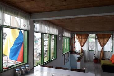 هاستل Vivienda Turistica Yerbabuena