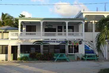 پانسیون Fernando S Seaside Guest House