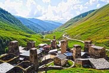 پانسیون Old Tower Guesthouse Ushguli