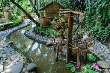Phuong Nam Resort