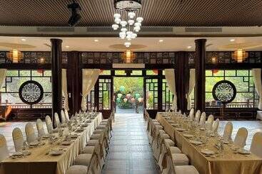 Phuong Nam Resort
