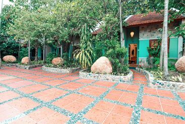 Phuong Nam Resort