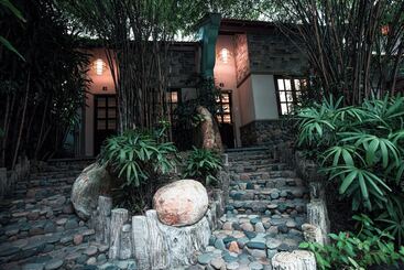 Phuong Nam Resort
