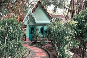 Phuong Nam Resort