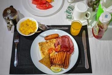 استراحتگاه Bubbles Hotel Thika