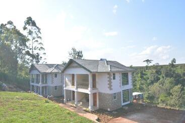 استراحتگاه Bubbles Hotel Thika