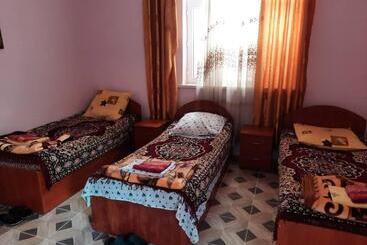 هاستل Inn Sogdiana
