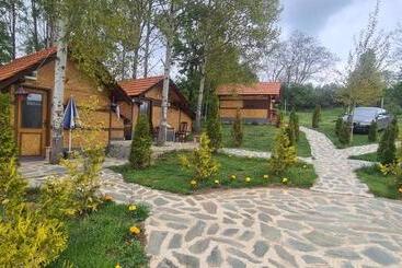 هاستل Kompleks Trnovski Vetar