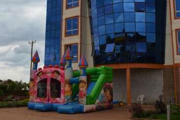 Eden Hotel Emali