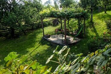 پانسیون Guest House Little Heaven