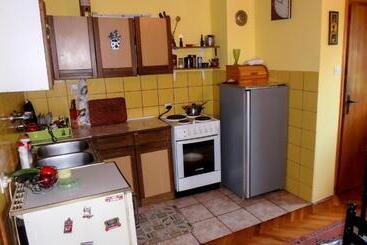 پانسیون Guest House Little Heaven