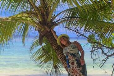 پانسیون Ocean Beach Inn   Maldives