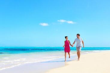 پانسیون Ocean Beach Inn   Maldives
