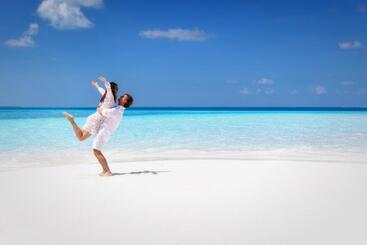 پانسیون Ocean Beach Inn   Maldives