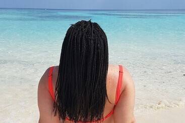 پانسیون Ocean Beach Inn   Maldives