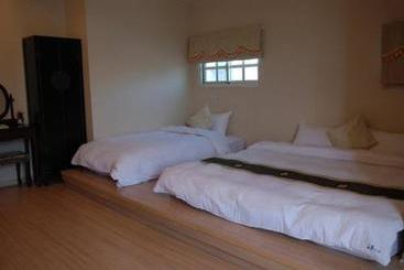 تختخواب و صبحانه Lk Breakfast And Beds