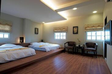 تختخواب و صبحانه Lk Breakfast And Beds