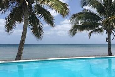 هتل Bravo Beach