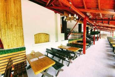 בית מלון כפרי Complex Turistic Casa Romaneasca