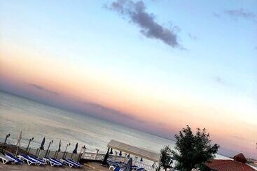هتل Family Resort