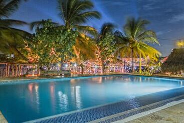 Fenix Beach Cartagena - Isla Tierra Bomba
