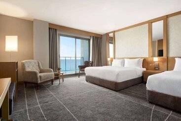 هتل Ramada Resort By Wyndham Unye