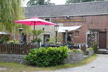 هتل Restaurant La Ferme De Grambais