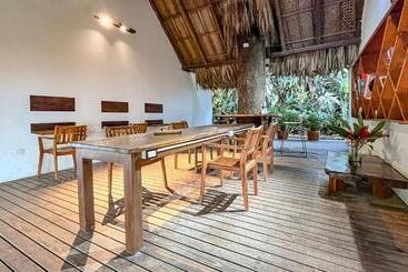 هتل Viajero Tayrona Hostel & Ecohabs