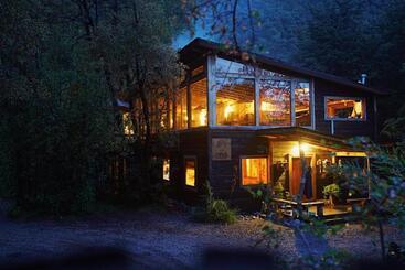 Onai Hostel
