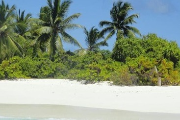 پانسیون Local Island Inn