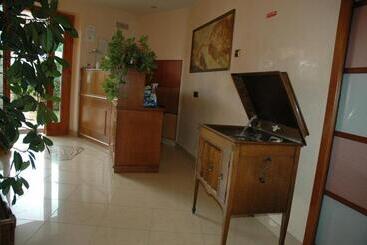 پانسیون Villa Verde 2