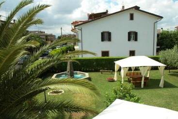 پانسیون Villa Verde 2