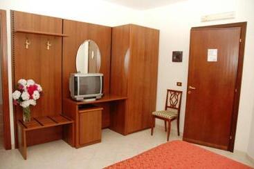 پانسیون Villa Verde 2