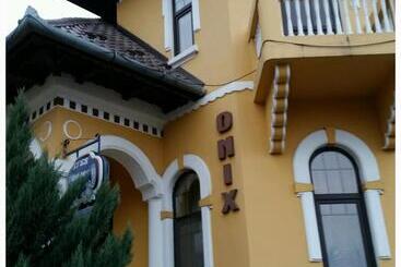 Pensiunea Onix