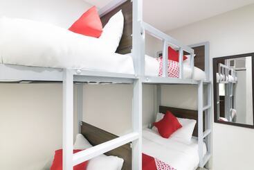 Oyo 152 Sangco Condotel