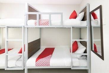 Oyo 152 Sangco Condotel